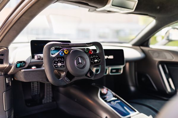 Supercar and hypercar finance